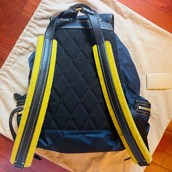 Burberry Backpack unisex large - Picture 2 of 11